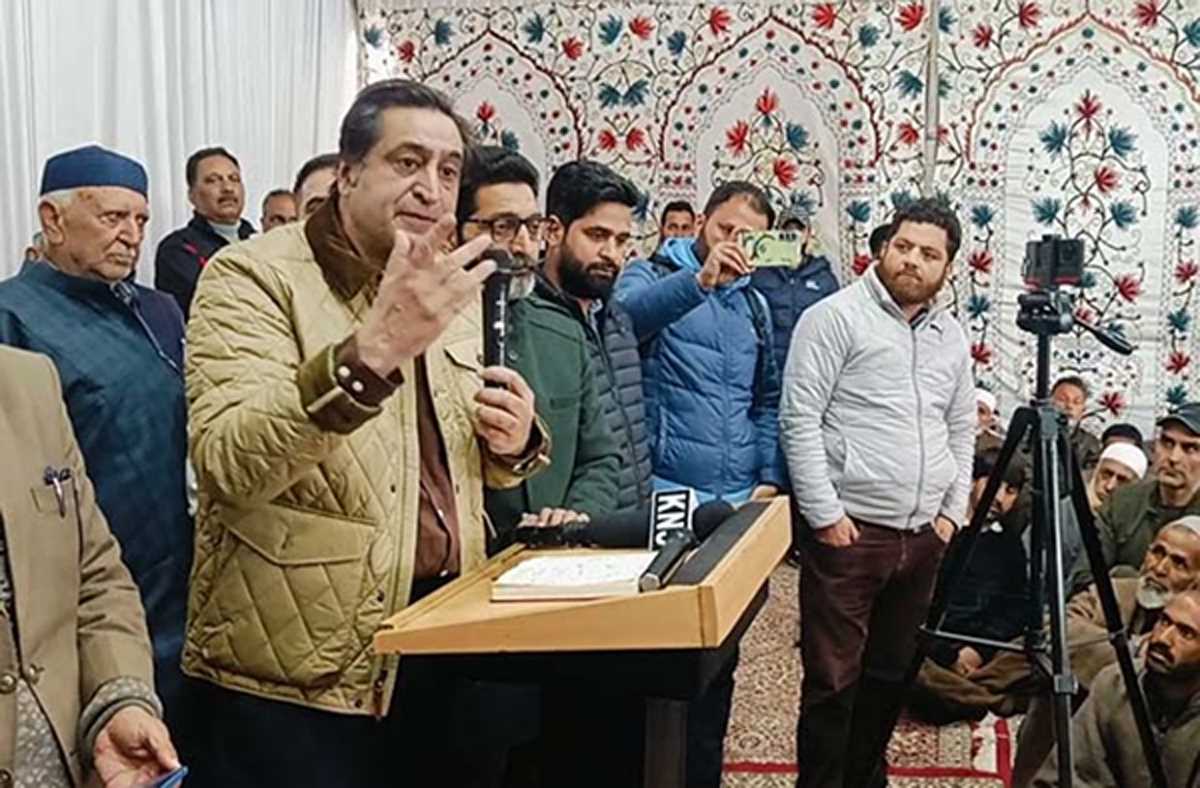 फारूक अब्दुल्ला पर केस दर्ज कराने से कश्मीरियों में आएगा विश्वास : सज्जाद लोन